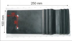 GUMOVÁ ŠKRABKA DO ODŠTĚTINOVAČE 100x250, otvory 45 mm od kraje